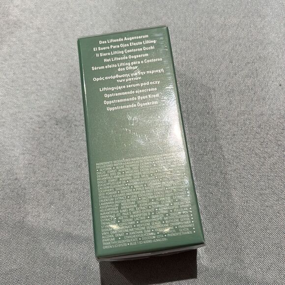 La Mer The Lifting Eye Serum By La Mer for Unisex - 0.5 Oz Serum, 0.5 Oz D7 - Picture 6 of 7